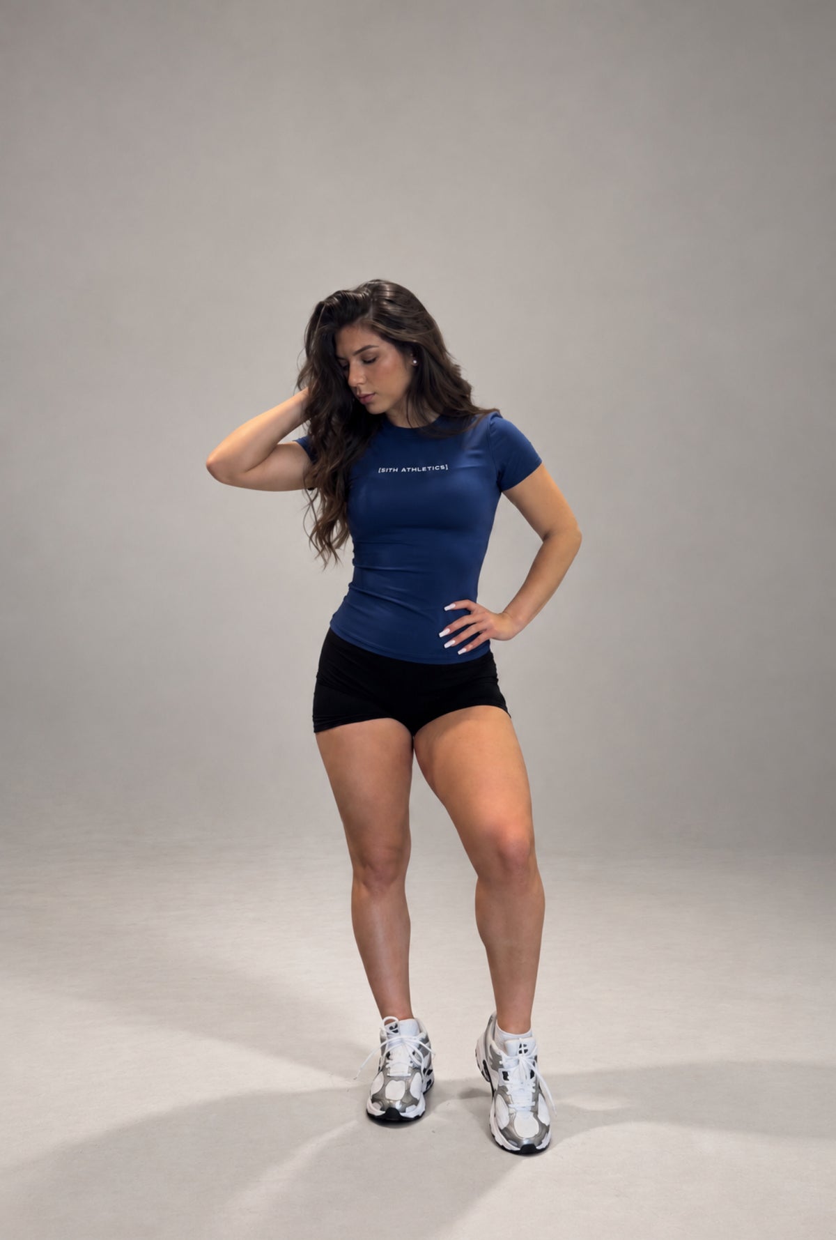WOMENS SLIM FIT PERFORMANCE TEE